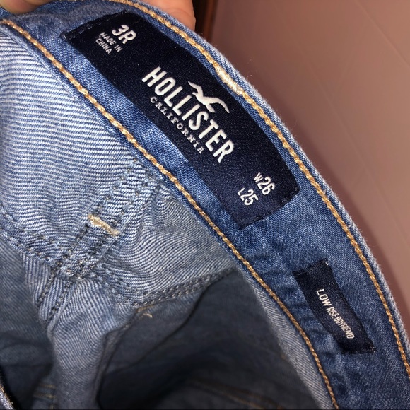 ☾ HOLLISTER distressed boyfriend 7/8 jeans - Picture 6 of 8